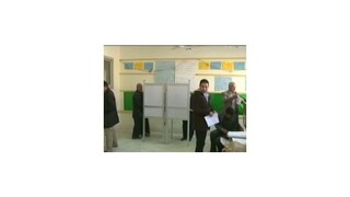 Vo voľbách v Egypte triumfujú islamisti, revolucionári pohoreli