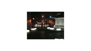 Pre dlhy metropoly budú šetriť na vianočnej výzdobe