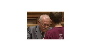 V detskej univerzite podpisoval indexy prezident