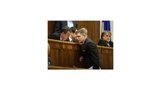 Vláda má právo učiteľom povedať nula, tvrdí Fico