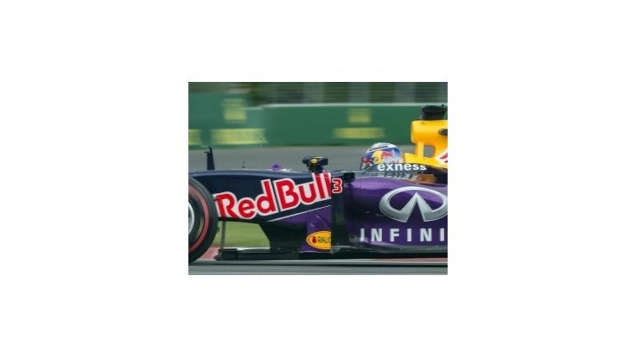 Red Bull stráca s Renaultom trpezlivosť, do hry vstupuje Ferrari