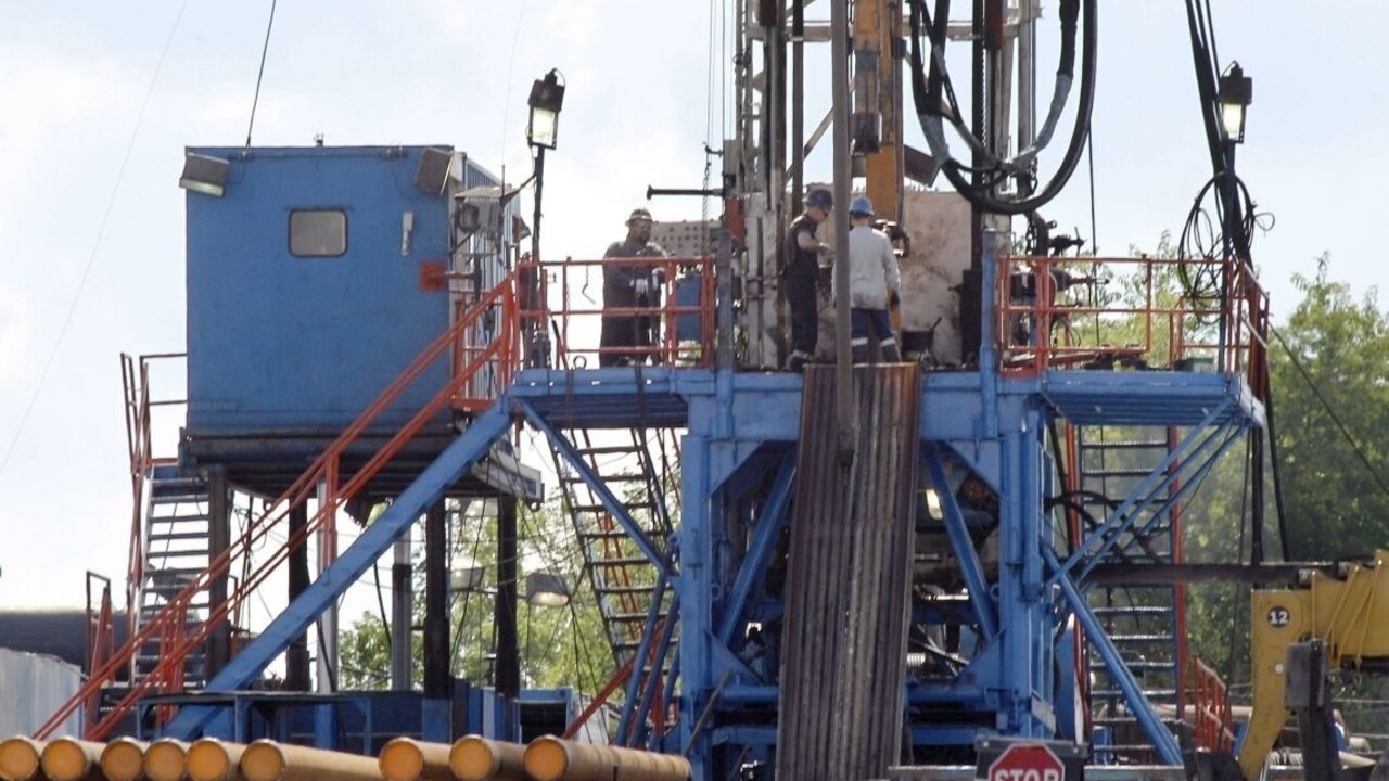 Zlo menom fracking: Enormne zvyšuje počty zemetrasení a zrejme otravuje pôdu