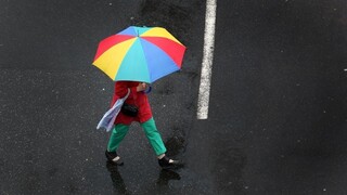 Intenzívne lejaky pokračujú, varujú pred nimi v troch krajoch