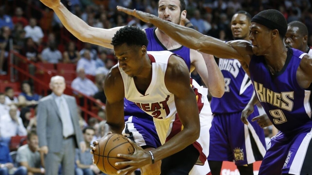 Miami zvíťazilo nad Sacramentom,  Heat sa mohli opäť spoľahnúť na oporu Wadea