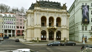 Stratený milión je späť u majiteľa, poctivý Čech priniesol tašku na políciu