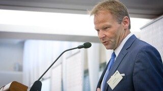 Hudáka vraj nominovali na post viceprezidenta Európskej investičnej banky