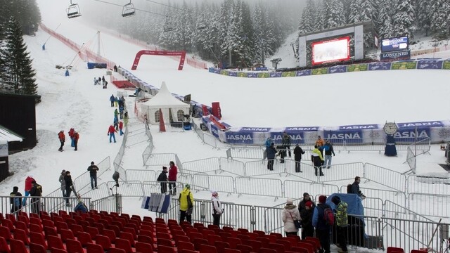 Trofeje pre najlepšie slalomárky v Jasnej navrhol študent, takto vyzerajú