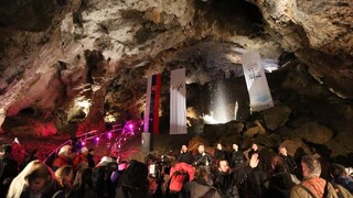 Svetový pohár v Jasnej otvoril pôsobivý ceremoniál, konal sa v jaskyni