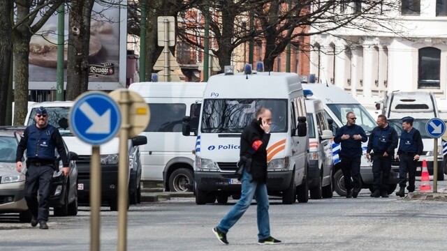 V Belgicku obvinili z terorizmu ďalších dvoch mužov, tri osoby zadržali