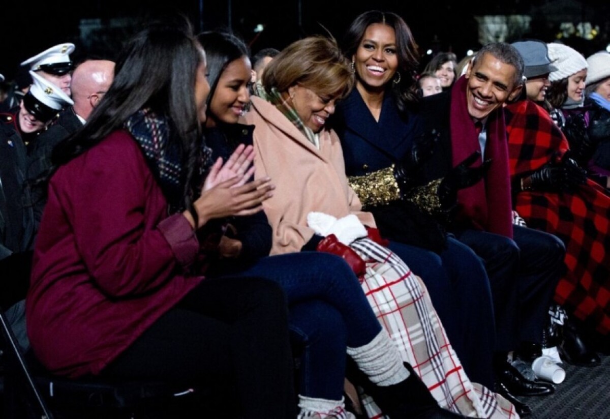 obama_national_christmas_tree-18c756bd75094a09b429ba92110a2afe.jpg