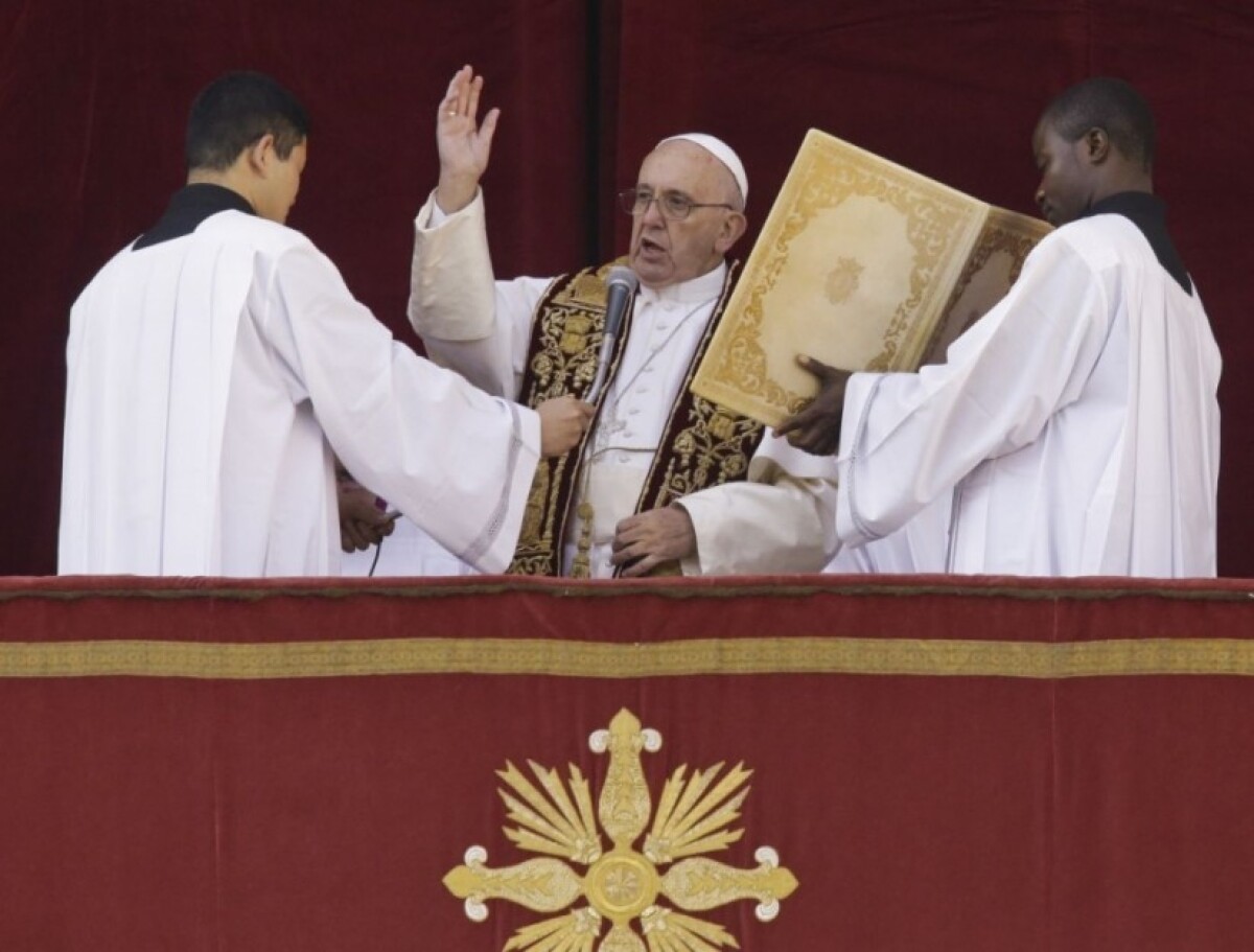 vatican_christmas-4631040d04b640e284702ca1bb1cc904.jpg