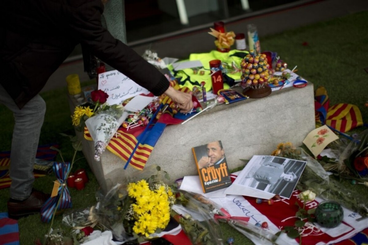 spain_soccer_cruyff_obit-10d012d456e04cc79bd50ba7ad152649.jpg