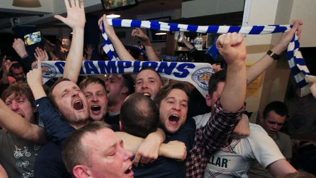 Titul pre Leicester je futbalovým zázrakom, stávkari poriadne zbohatli