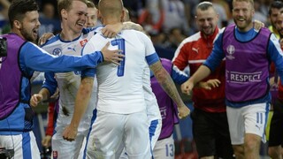 Slováci podporujú svojich futbalistov na šampionáte, nikdy ich nebolo toľko