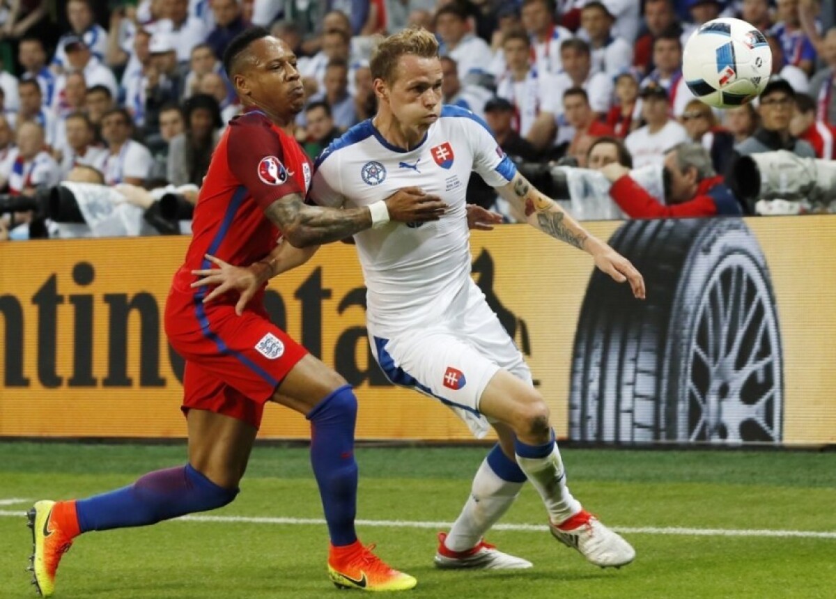 soccer-euro-2016-slovakia-england-9fde0f53f7c040ffad726bbcc89d51f7_f090e866.jpg