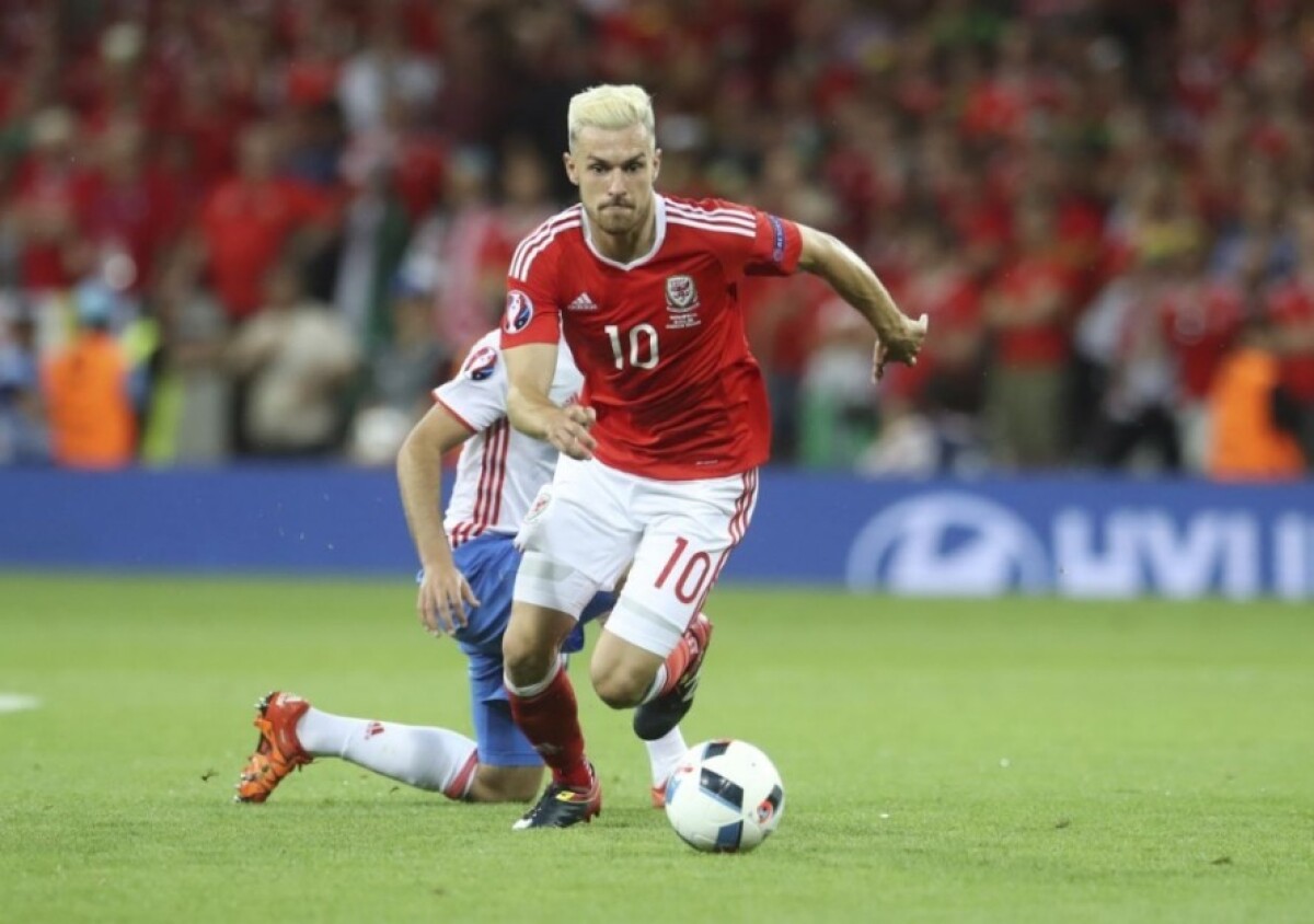 soccer-euro-2016-russia-wales-0c5a9ea997c845f38ebaacf2395b47db_386a6ba6.jpg