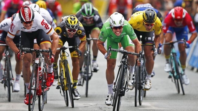 Tretiu etapu rozhodli milimetre, Sagan ostáva v žltom