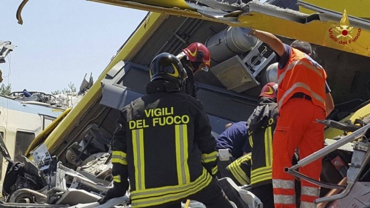 italy-train-crash-75d40ae90ef445a58d9c3c1453cf50ec_bfe46d4e.jpg