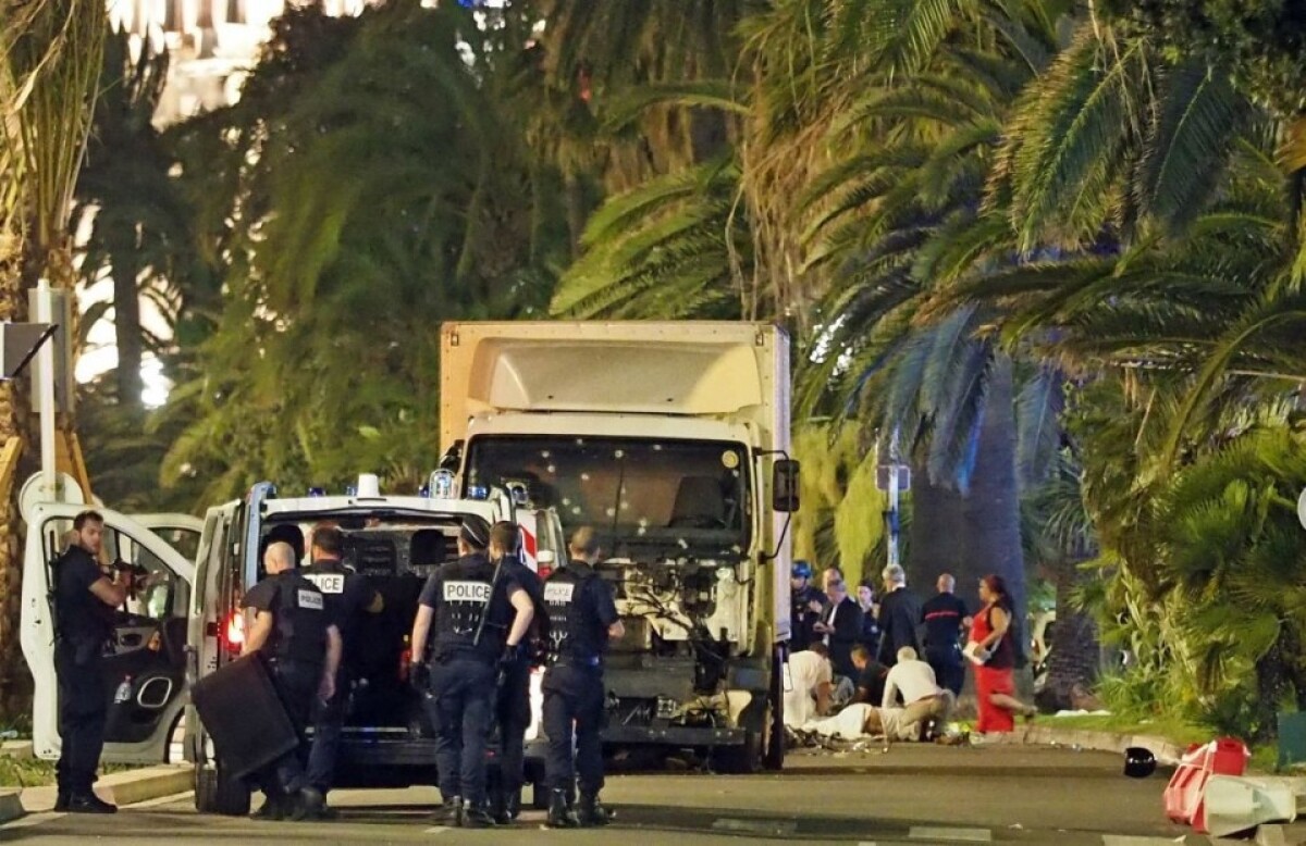 france-truck-attack-34f0580070c9429293dabd4de72b1e73_fbe77c17.jpg