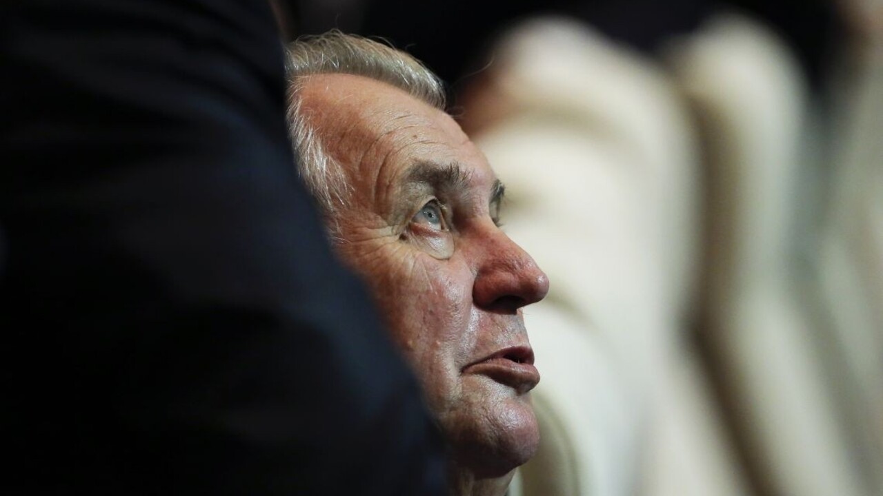 Zeman už nechce prijať žiadnych migrantov, ani tých bezpečných