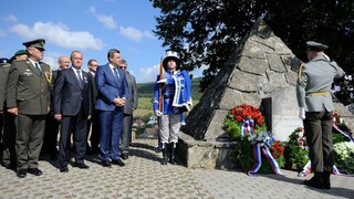 Ozbrojené sily oslavovali, účastníci vzdali poctu všetkým vojakom