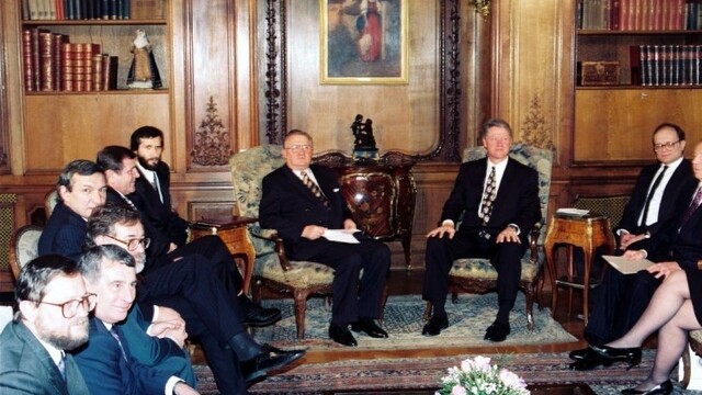 michal-kovac-bill-clinton-1140-px-tasr-vladimir-benko_0a000002-55d8-71b0.jpg