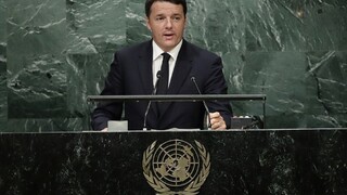 Renzi chce odobrať dotácie krajinám, ktoré odmietajú kvóty