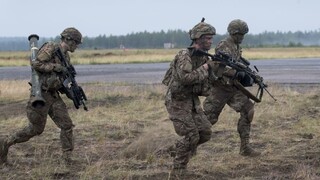 NATO a Rusko uskutočňujú na Balkáne súbežné cvičenia