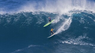 Havaj privítal surferov z celého sveta, rozhodne sa o najlepšom