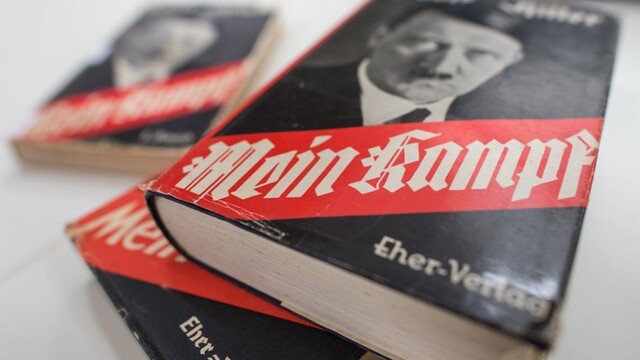Mein Kampf Adolf Hitler 1140px (TASR/AP)