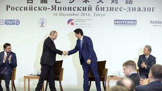 Riešenie otázky Kurilských ostrovov je náročné, uviedol Putin