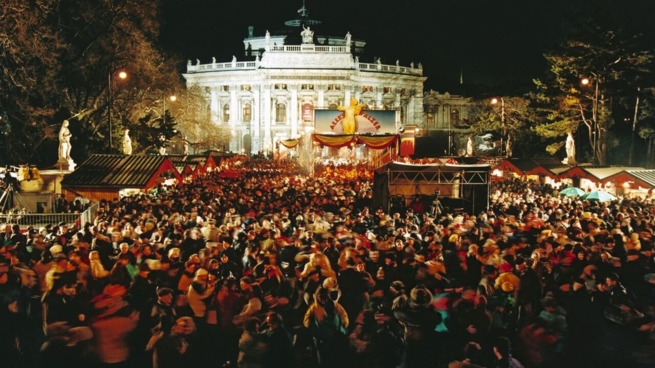 Ženy na silvestrovských oslavách majú ochrániť vreckové alarmy