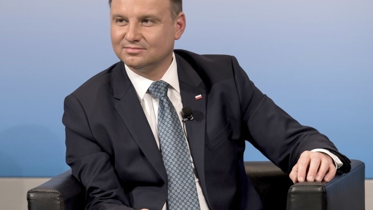 Poľský prezident sa chystá vynoviť ústavu. Chce krajinu bez lepších kást