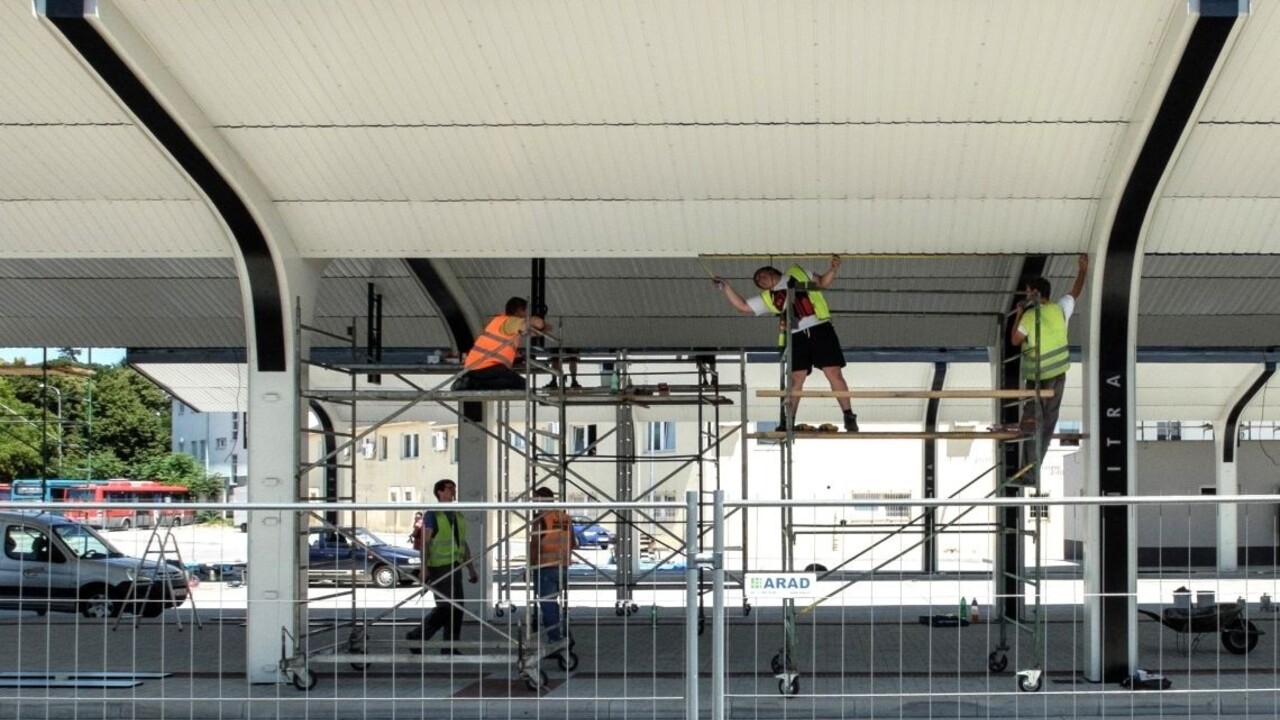 Nitriansku autobusovú stanicu uzatvorili. Našla sa munícia