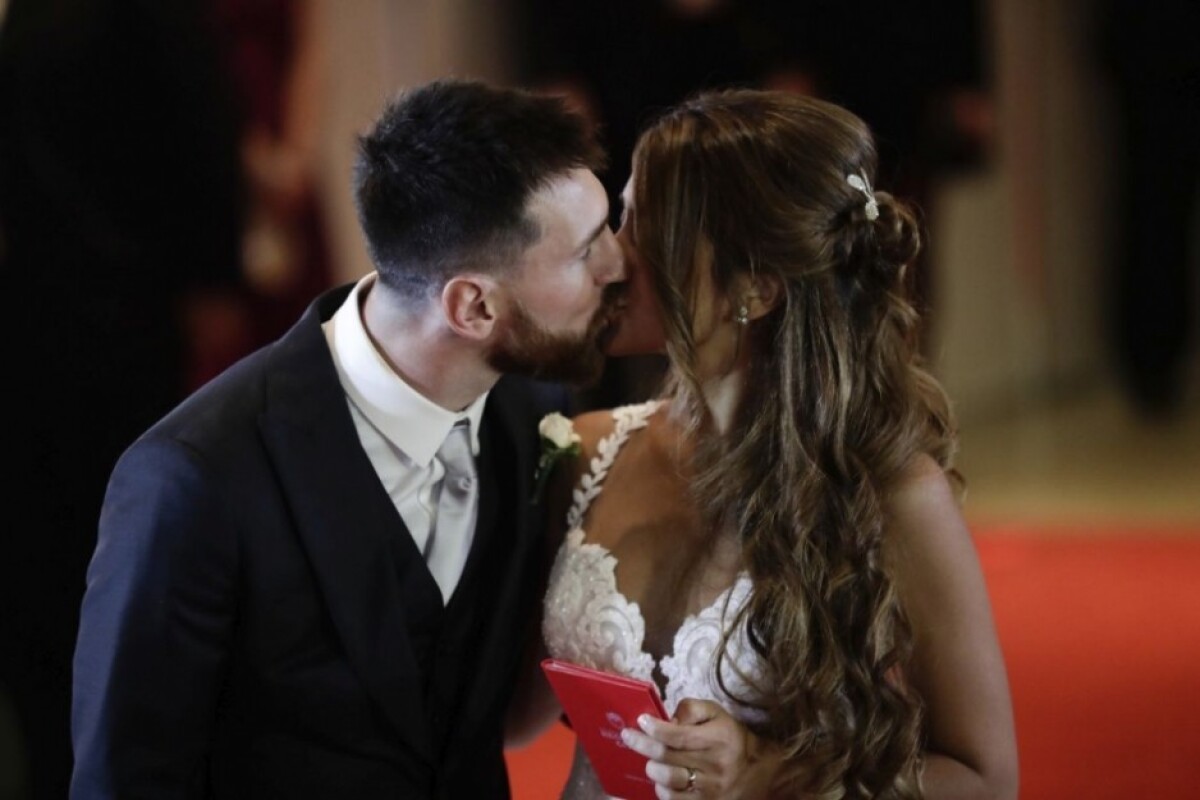 aptopix-argentina-soccer-messi-s-marriage-34603-057aff090e214b40a595393e3717aae3_92e6c927.jpg