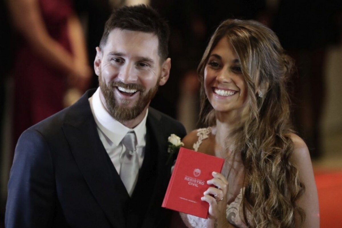 argentina-soccer-messi-s-marriage-06170-e741b1639b36475cafbc1ca12ee192aa_f21a5c28.jpg