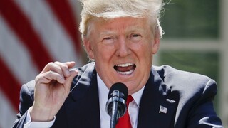 Trump chce opäť zaviesť clá a kvóty na oceľ z Číny, predstavujú vraj problém