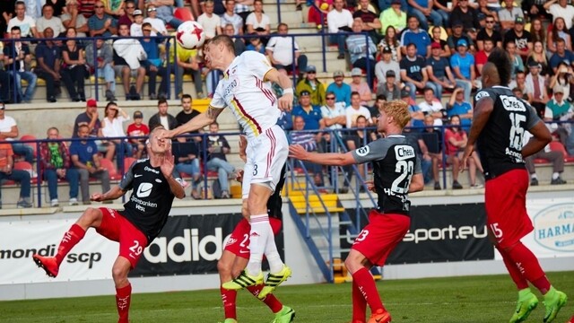 Futbalisti Ružomberka prileteli do Bergenu, chcú sa pokúsiť o malý zázrak