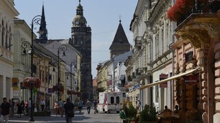 Z tepla skolabovali desiatky ľudí, najhoršia situácia bola na východe