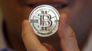 Bitcoin má konkurenciu, kapacita siete dosiahla svoje hranice