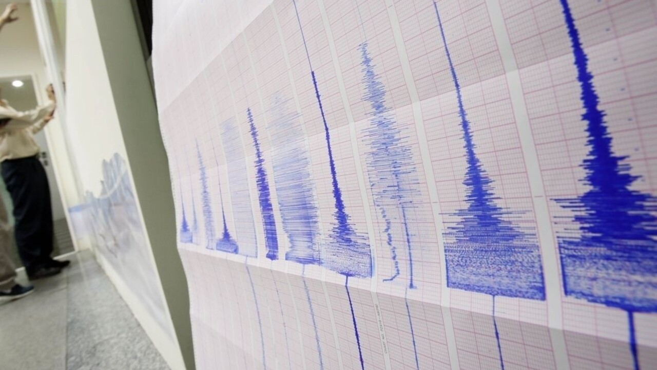 Silné zemetrasenie zasiahlo ostrov v Indonézii