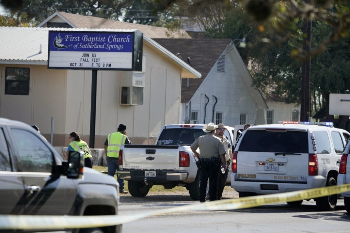 sutherland-springs-shooting-76979-b7136e36c75440d49186d2e41483158f_6b5e78ef.jpg