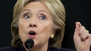 Hillary otvorila staré rany. S Trumpom si opäť skočili do vlasov