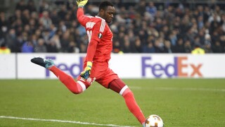 Mandanda odštartoval na ihrisku Lyonu neúspešný zápas