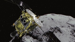 Japonci budú strieľať do asteroidu, ich sonda už dorazila