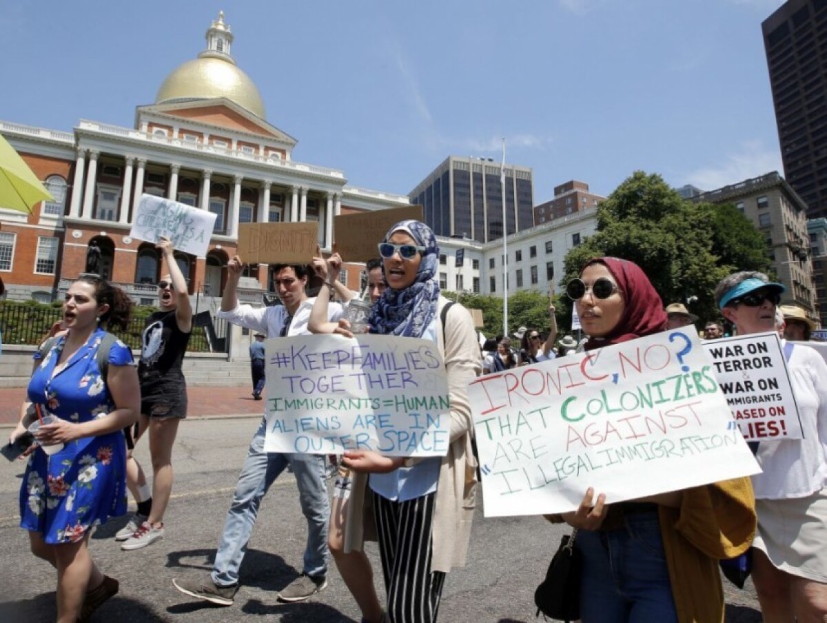 immigration-protests-24939-d8c809410b6440c6a6e192641c0af190_0db29846.jpg