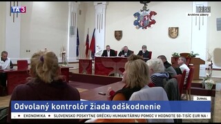 Súd rozhodol v prospech odvolaného kontrolóra, ten žiada odškodné