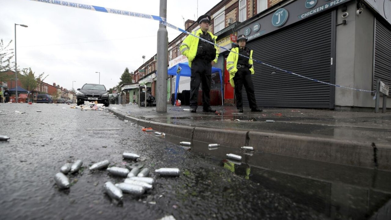 Streľba Británia polícia nábojnice 1140 px (SITA/AP)