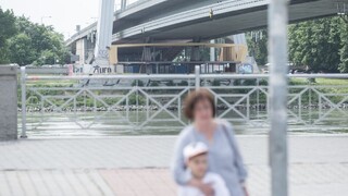 Pamiatku nepoškodila, reaguje polícia na stavbu pod Mostom SNP