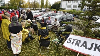 V Poľsku štrajkovali piloti a letušky, platy sa im zdajú byť nízke